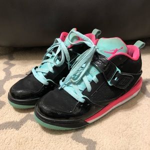 Girls Jordan Air Jordan Flight 45 GS Shoes Size 6Y